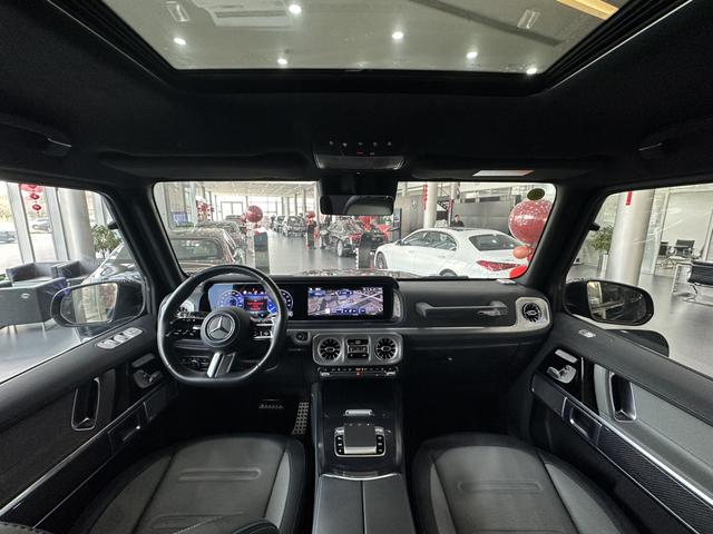 Mercedes-Benz G-Class 2025 thumb 5