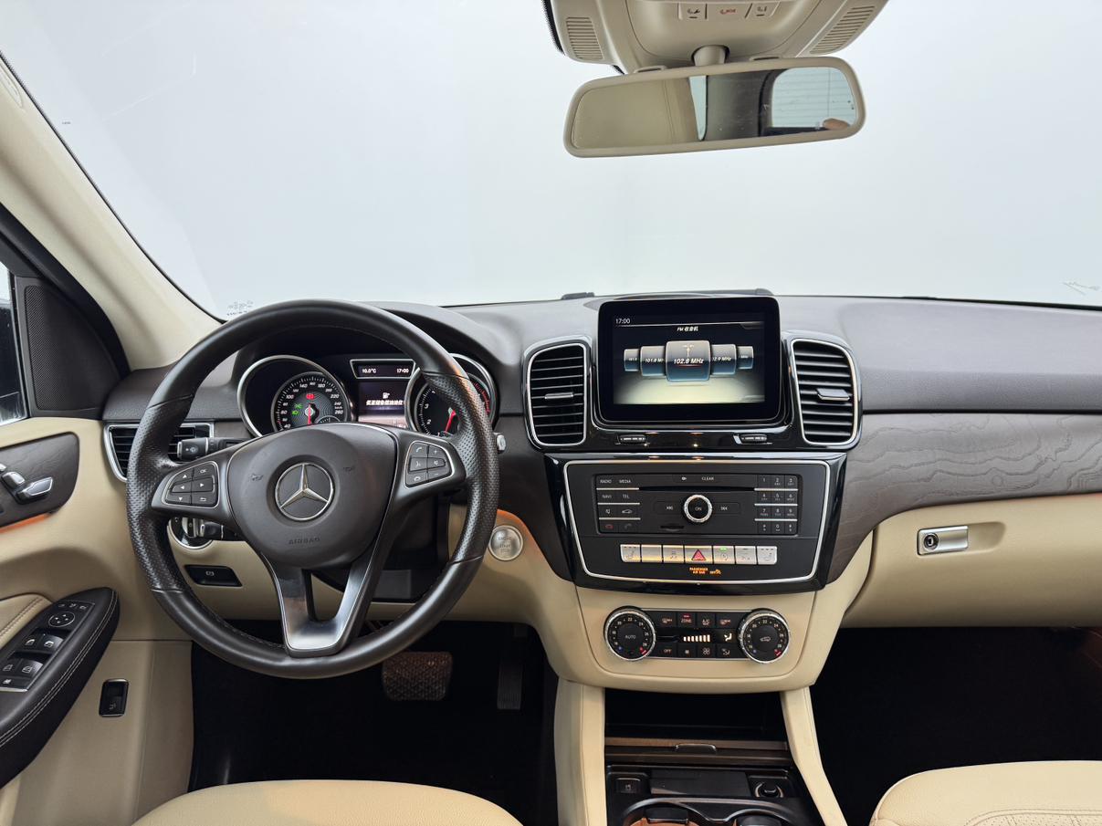 Mercedes-Benz GLE 2016 thumb 8