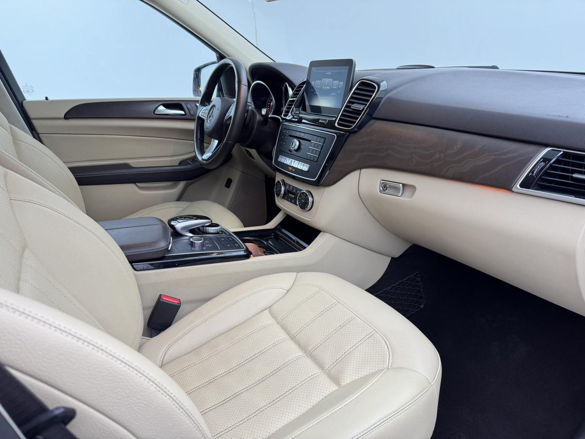 Mercedes-Benz GLE 2016 thumb 11