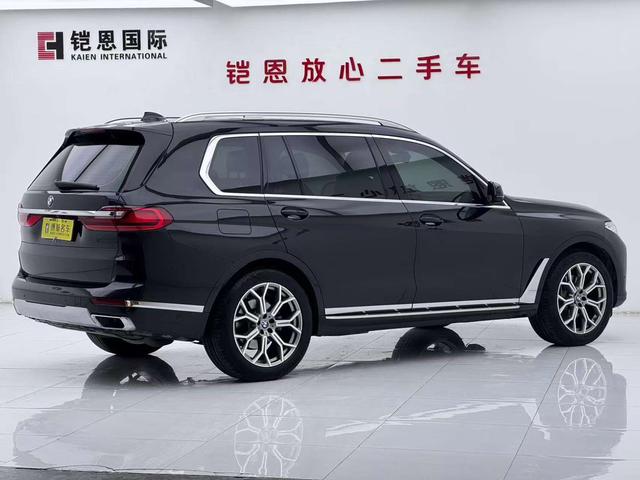 BMW X7 2022 thumb 3