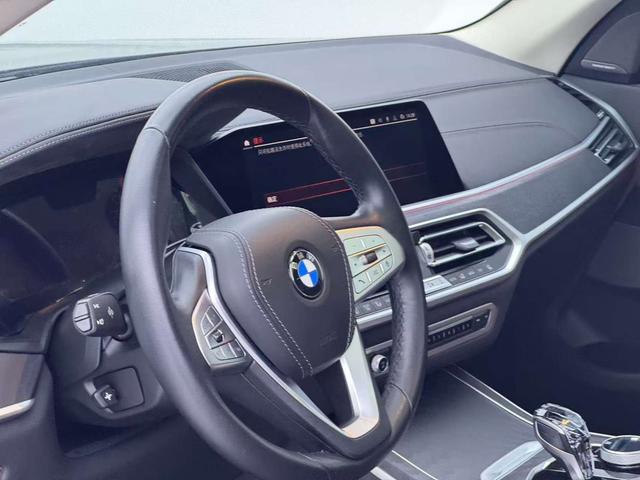 BMW X7 2022 thumb 10