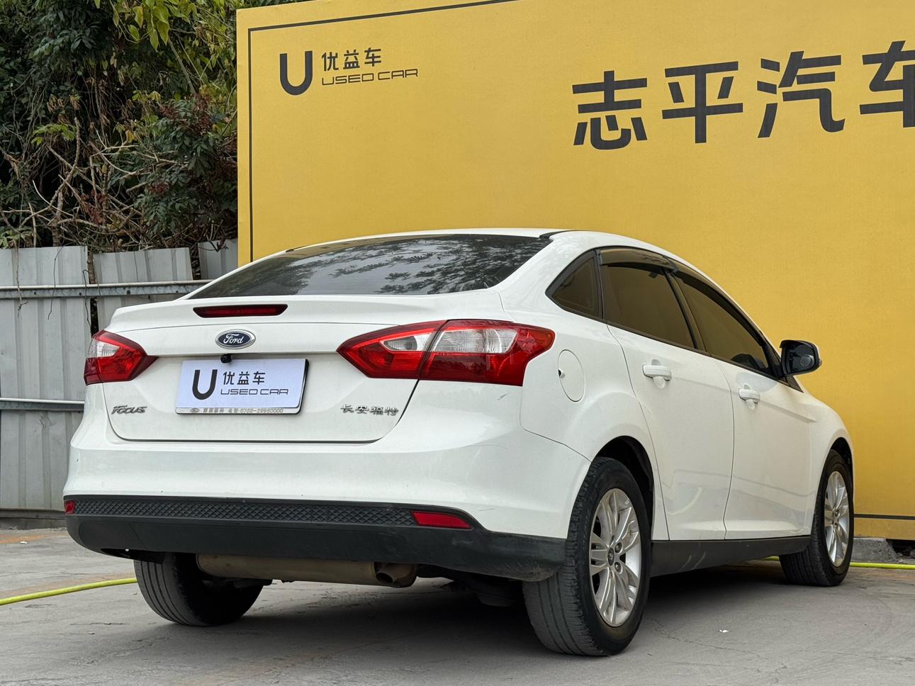 Ford Focus ST 2014 thumb 4