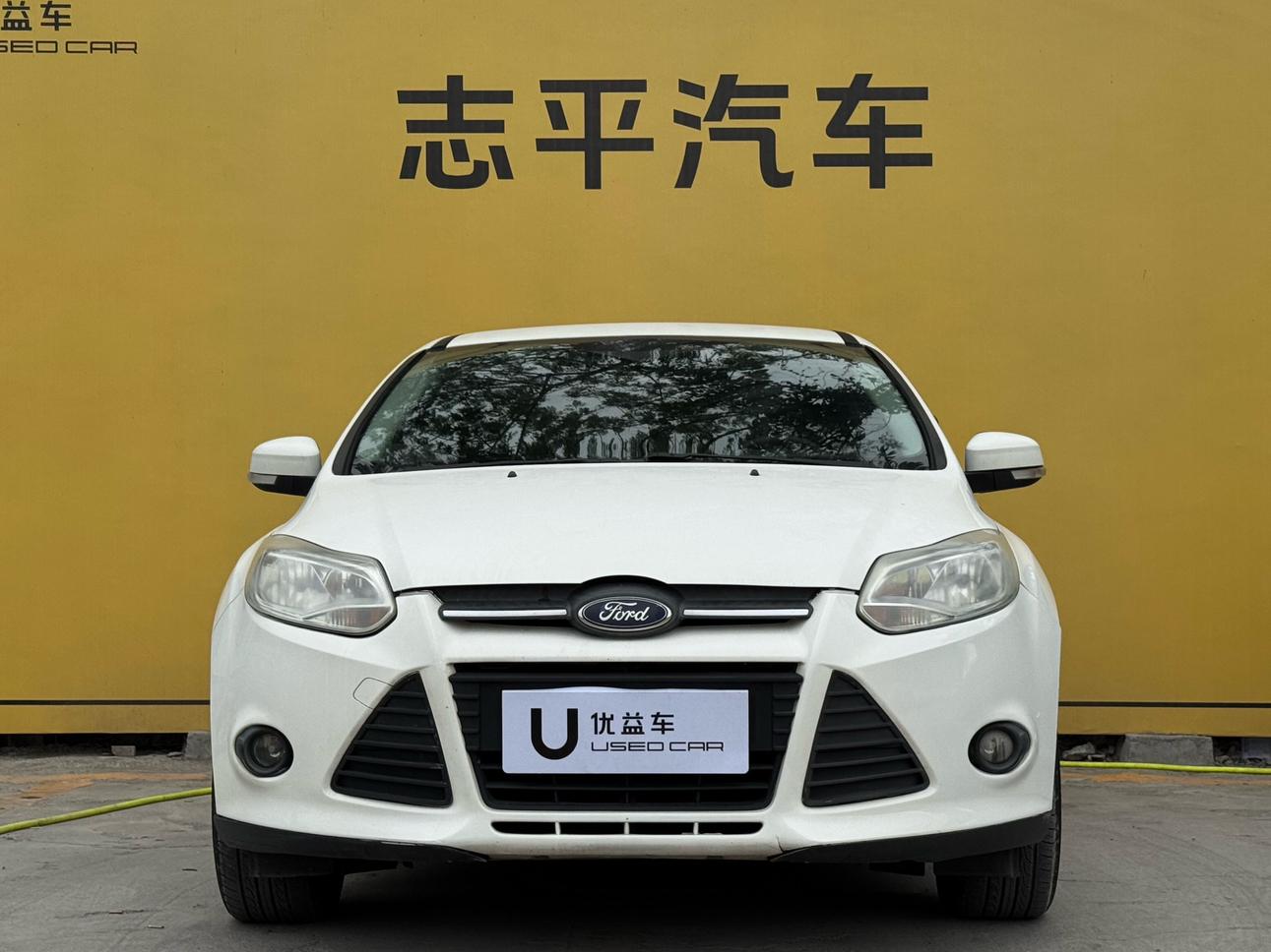 Ford Focus ST 2014 thumb 9