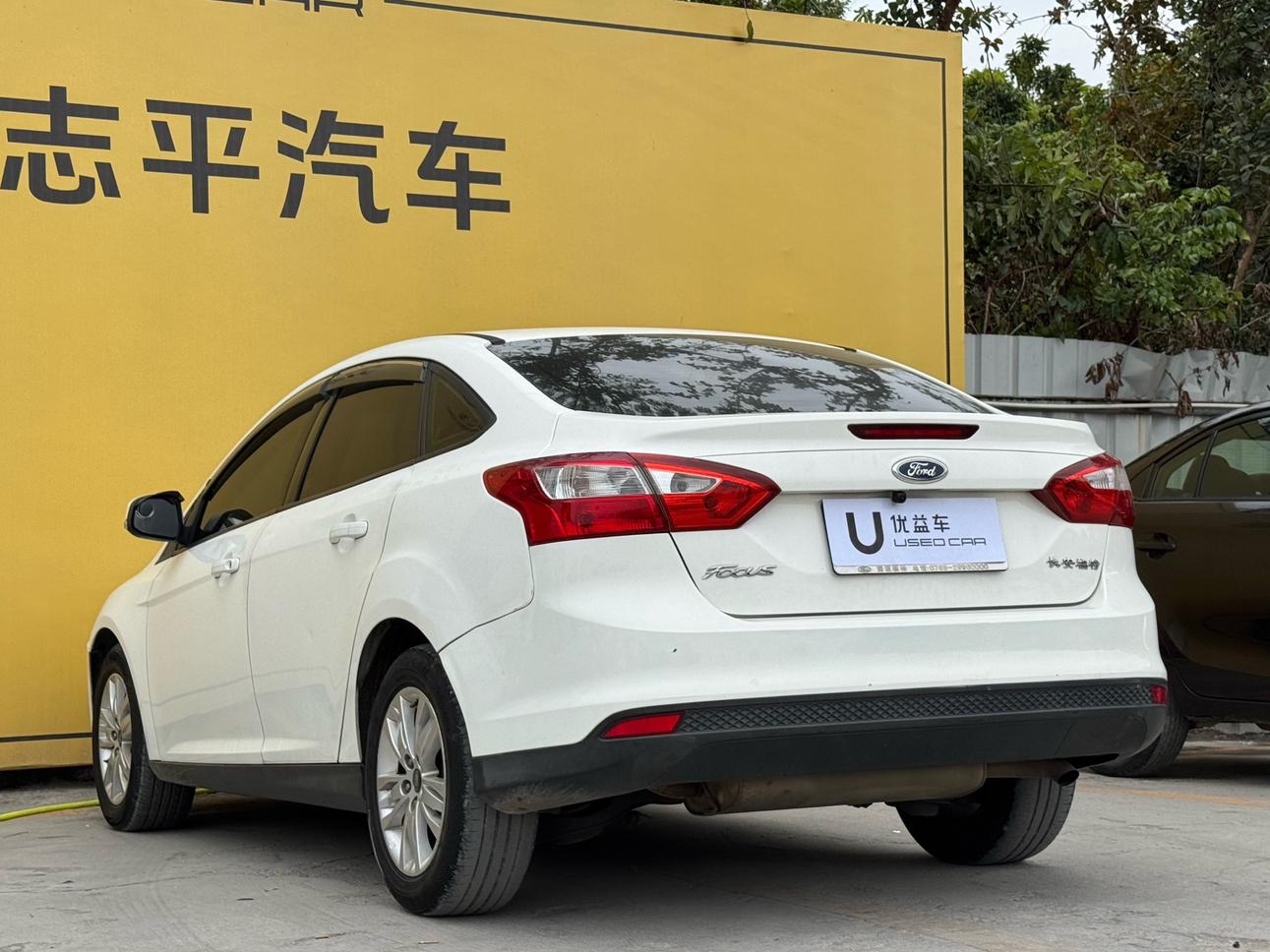 Ford Focus ST 2014 thumb 11