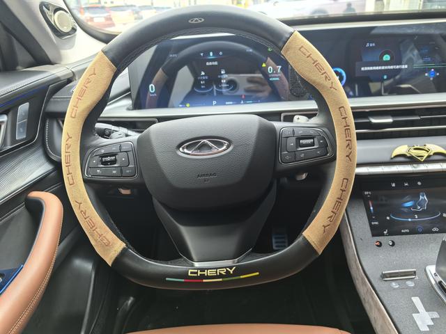 Chery Tiggo 8 2022 thumb 8