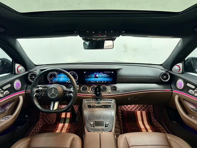 Mercedes-Benz E-Class 2021 thumb 2