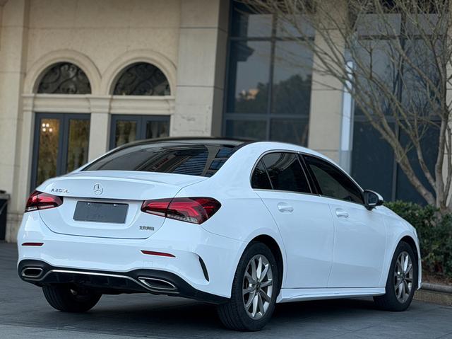 Mercedes-Benz A-Class 2022 thumb 6