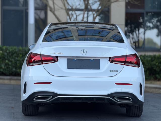 Mercedes-Benz A-Class 2022 thumb 7