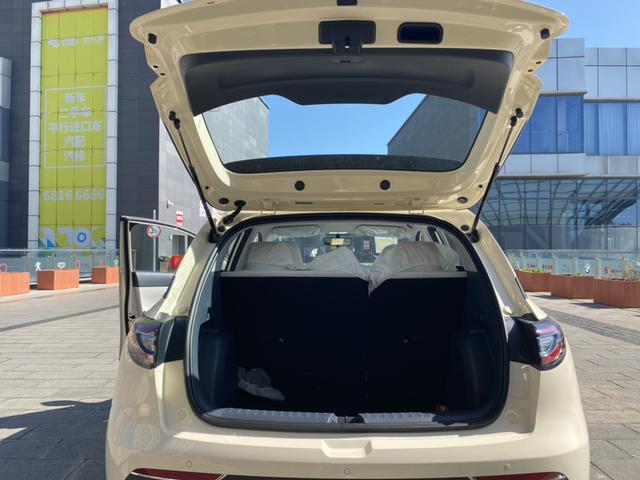Geely Galaxy Starwish 2025 thumb 9