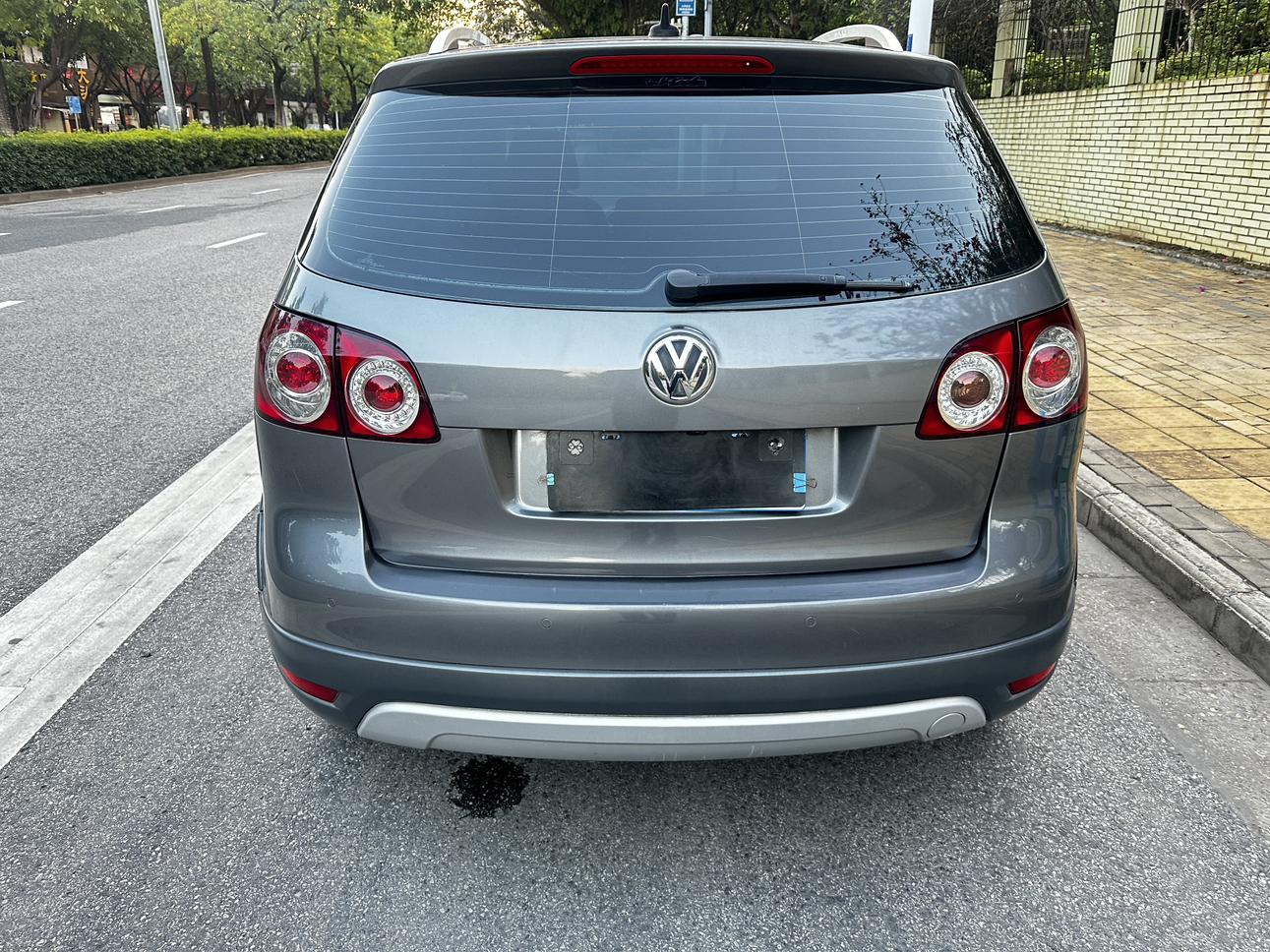 Volkswagen Golf 2012 thumb 2