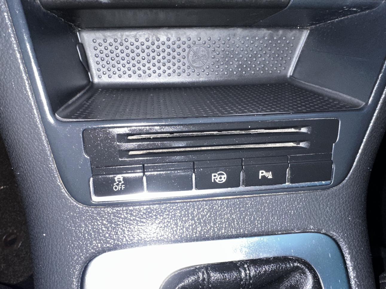 Volkswagen Golf 2012 thumb 10