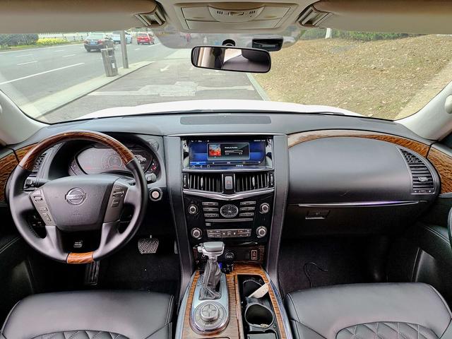 Nissan Patrol 2019 thumb 4