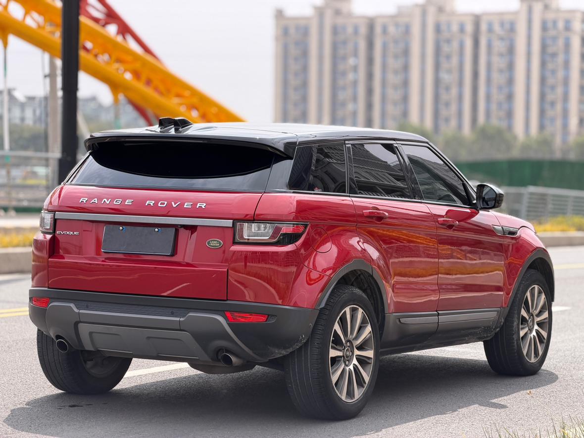 Land Rover Range Rover Velar 2019 thumb 4