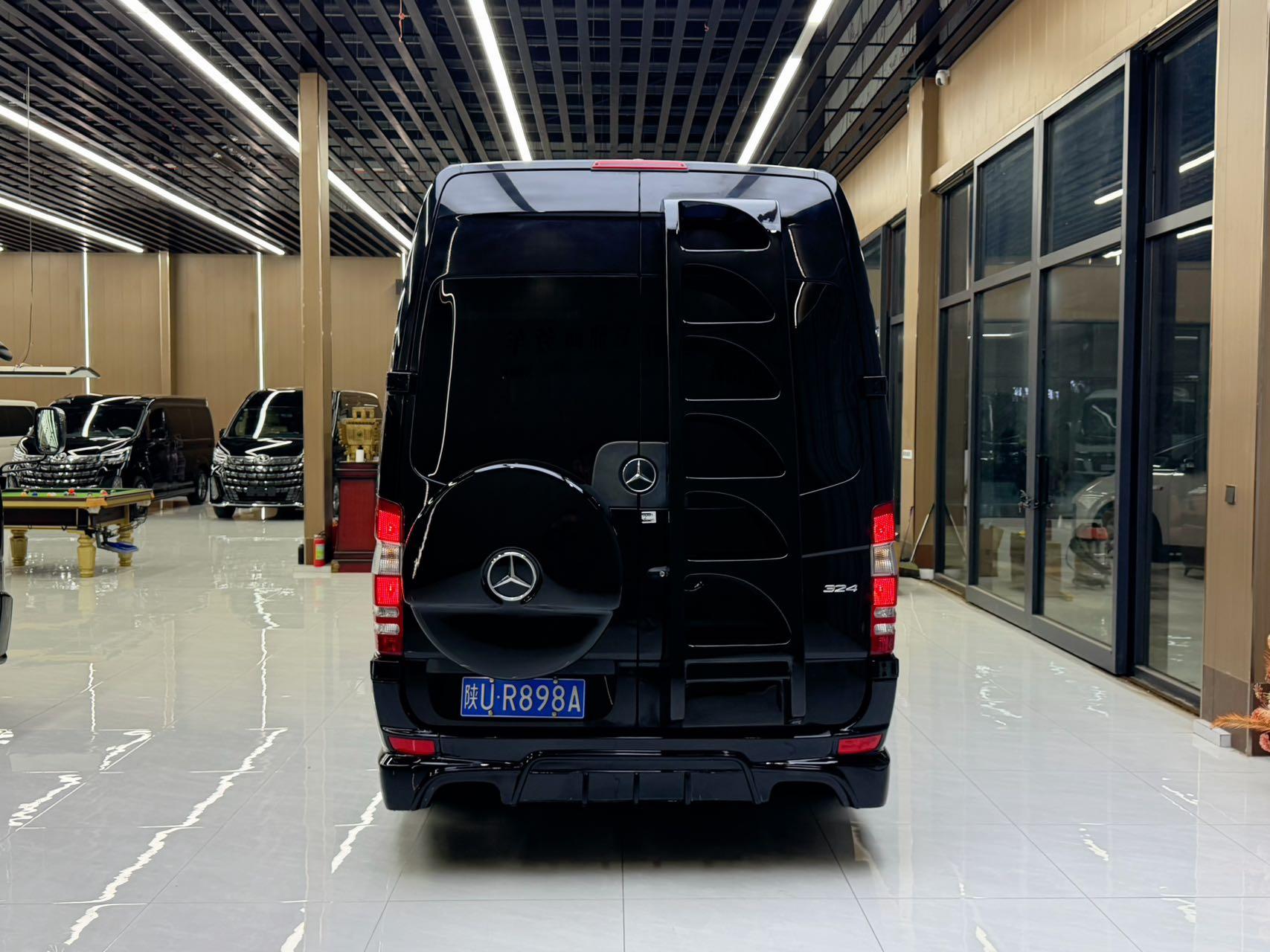 Mercedes-Benz Sprinter 2018 thumb 2
