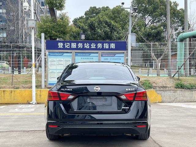 Nissan Altima 2022 thumb 8
