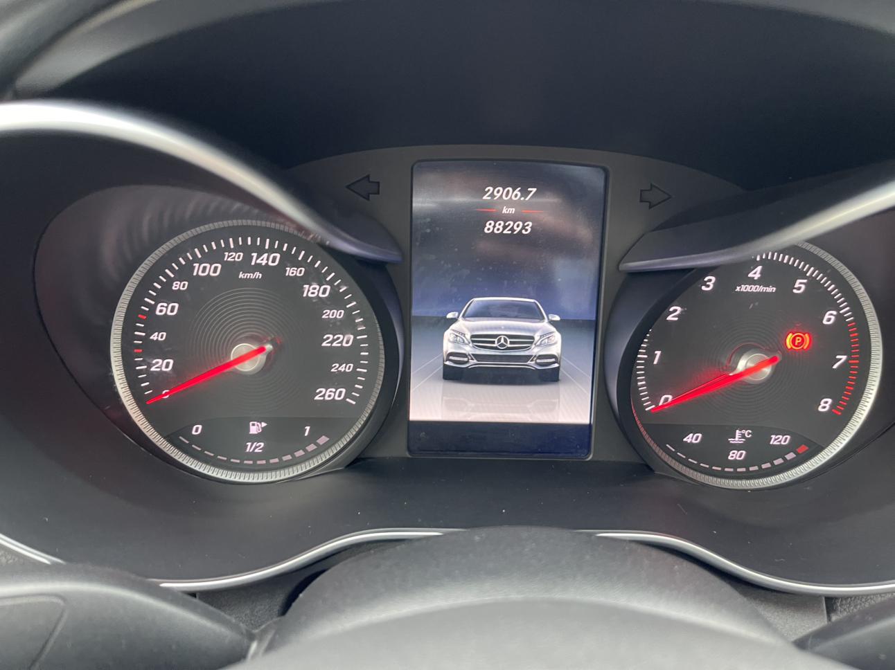 Mercedes-Benz C-Class 2017 thumb 8