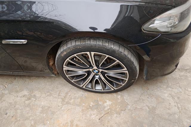 BMW 5 серии 2014 thumb 6