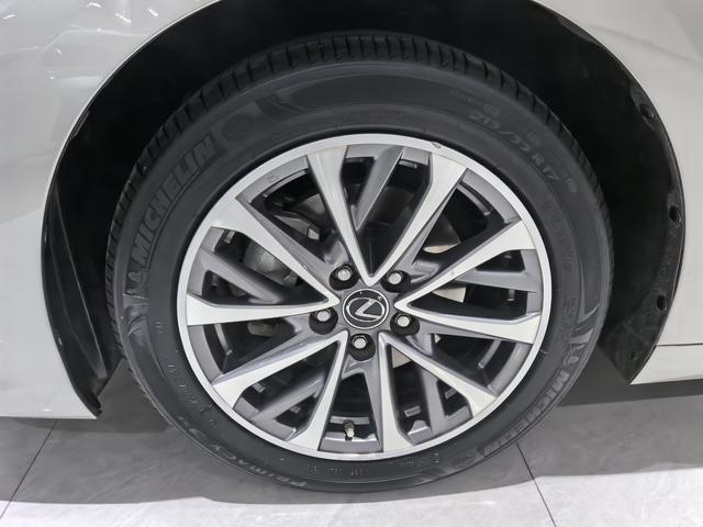 Lexus ES 2022 thumb 6