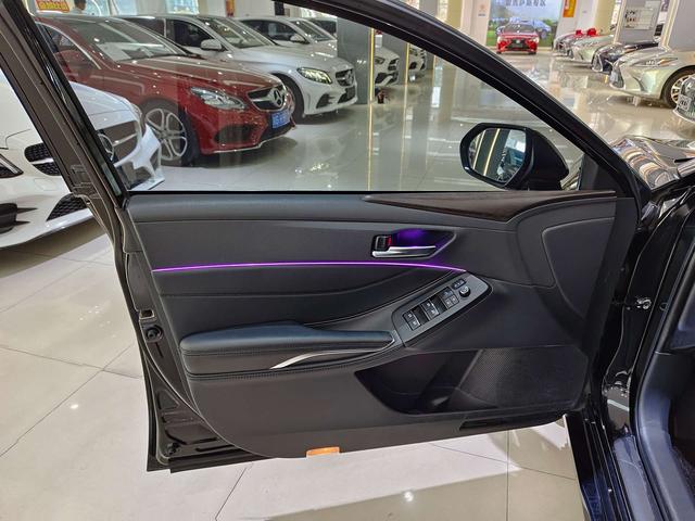 Toyota Avalon 2021 thumb 3