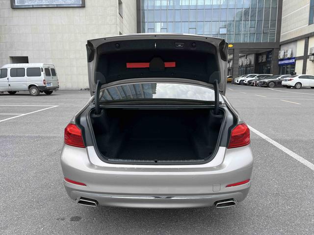 BMW 5 серии 2020 thumb 3
