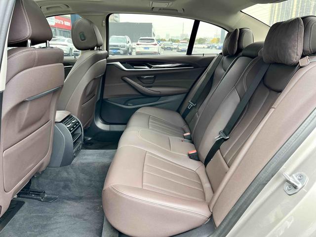 BMW 5 серии 2020 thumb 8