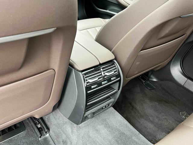 BMW 5 серии 2020 thumb 11