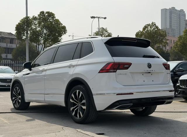 Volkswagen Tiguan 2021 thumb 7