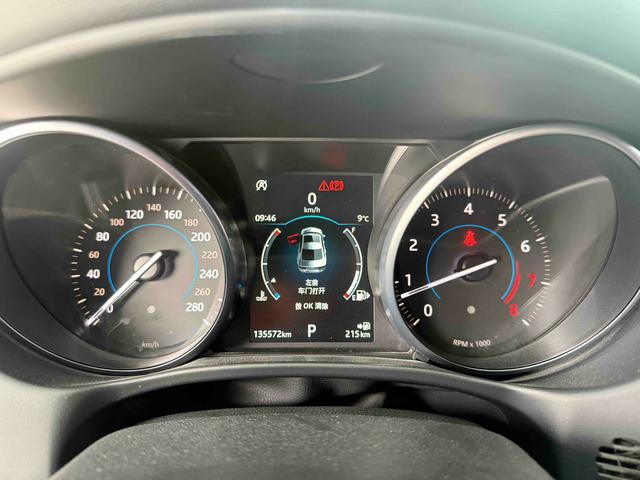 Jaguar XE 2019 thumb 11