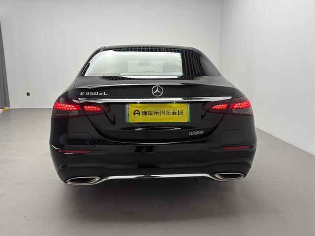 Mercedes-Benz E-Class 2023 thumb 3