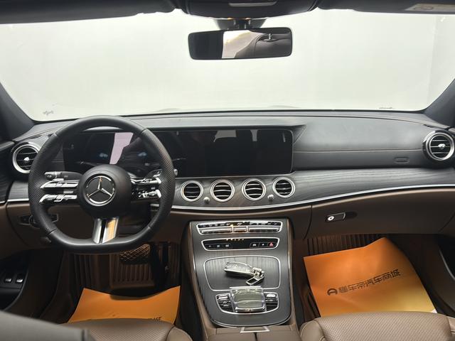Mercedes-Benz E-Class 2023 thumb 6