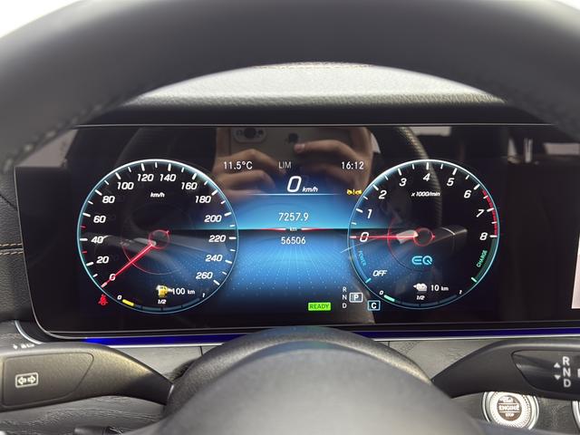 Mercedes-Benz E-Class 2023 thumb 7