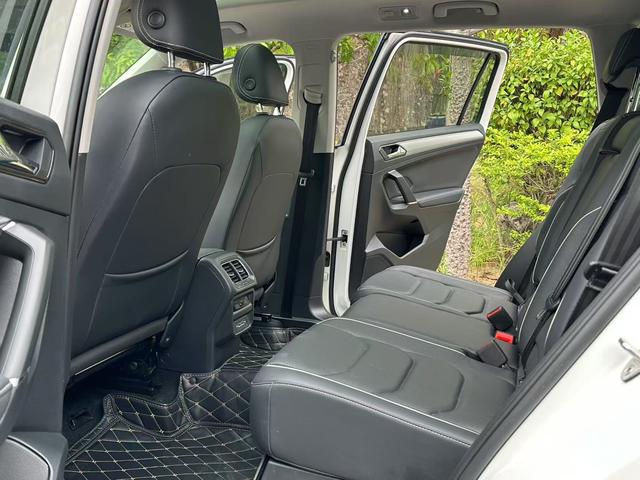 Volkswagen Tiguan 2020 thumb 2