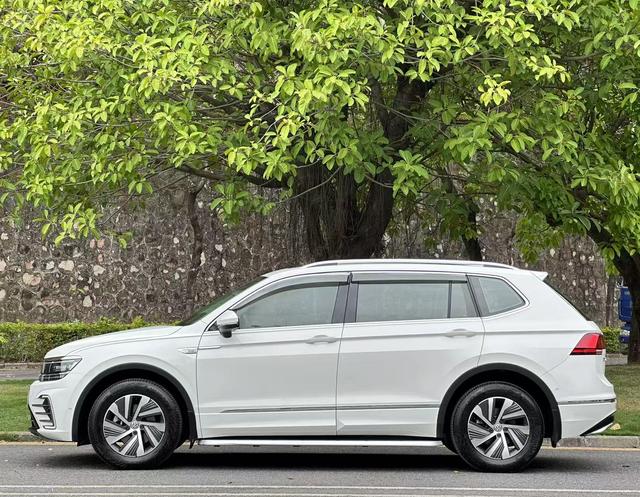 Volkswagen Tiguan 2020 thumb 11