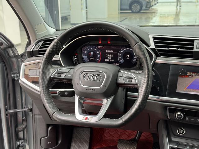 Audi Q3 2020 thumb 3