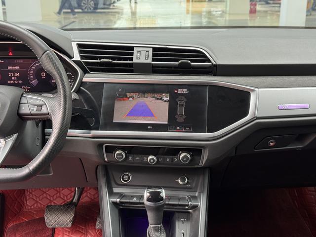 Audi Q3 2020 thumb 5