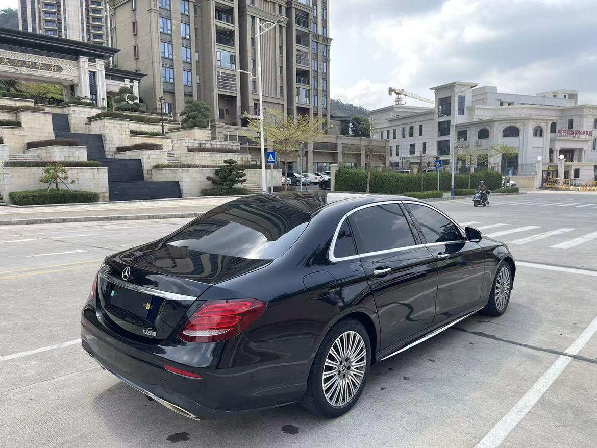 Mercedes-Benz E-Class 2019 thumb 4