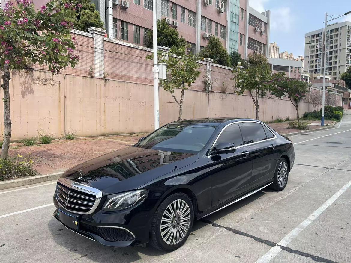 Mercedes-Benz E-Class 2019 thumb 8