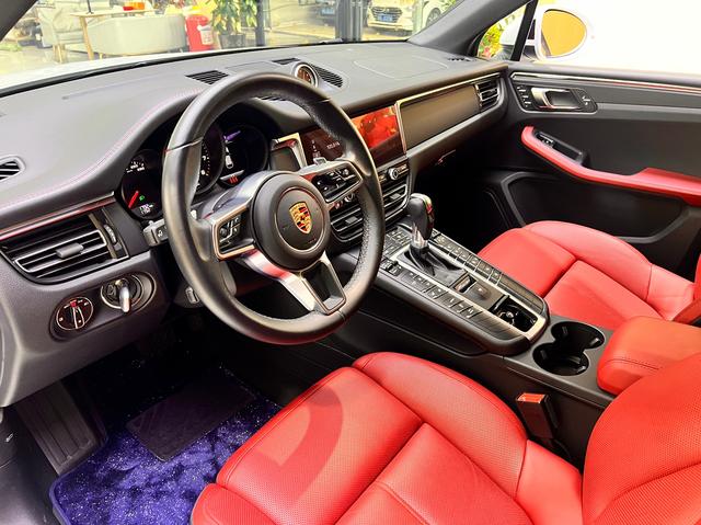 Porsche Macan 2021 thumb 5