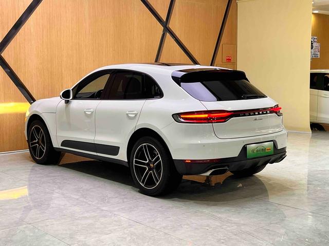 Porsche Macan 2021 thumb 9