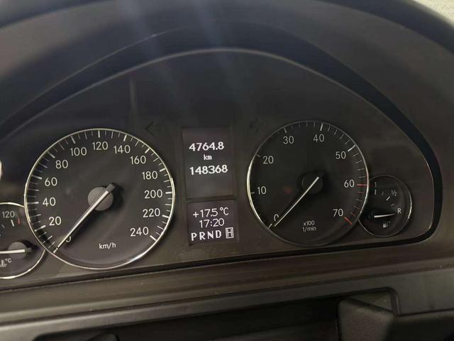 Mercedes-Benz G-Class 2011 thumb 12