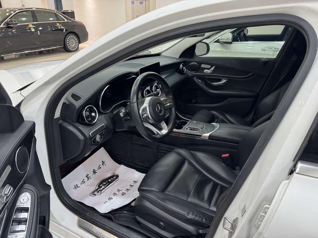Mercedes-Benz C-Class 2020 thumb 5