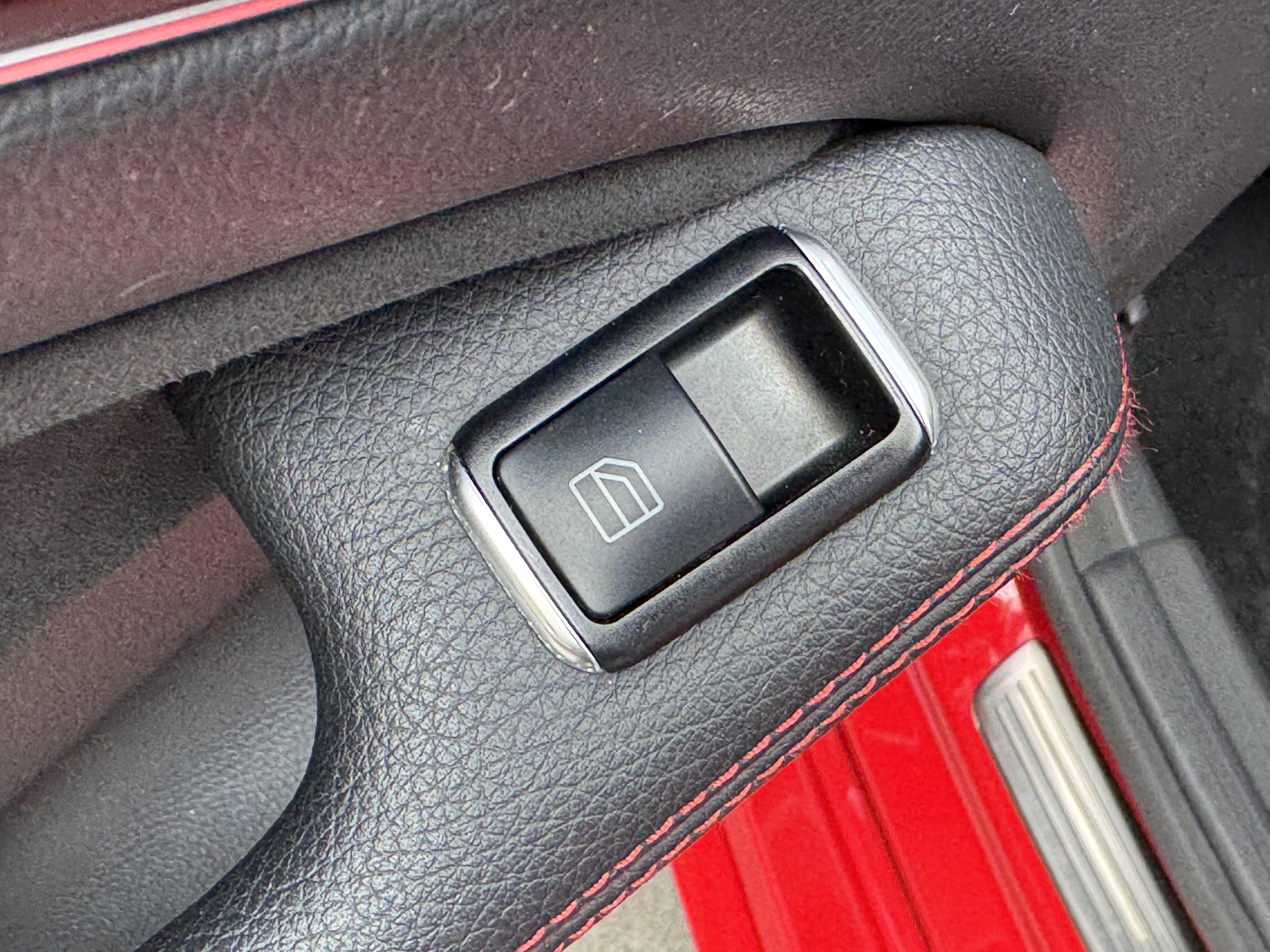 Mercedes-Benz CLA 2016 thumb 8