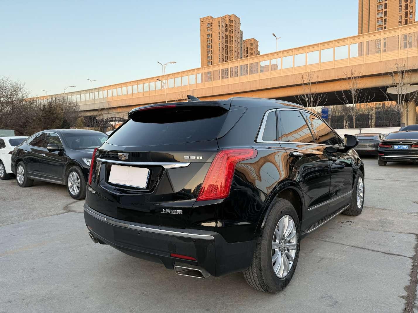 Cadillac XT5 2018 thumb 12