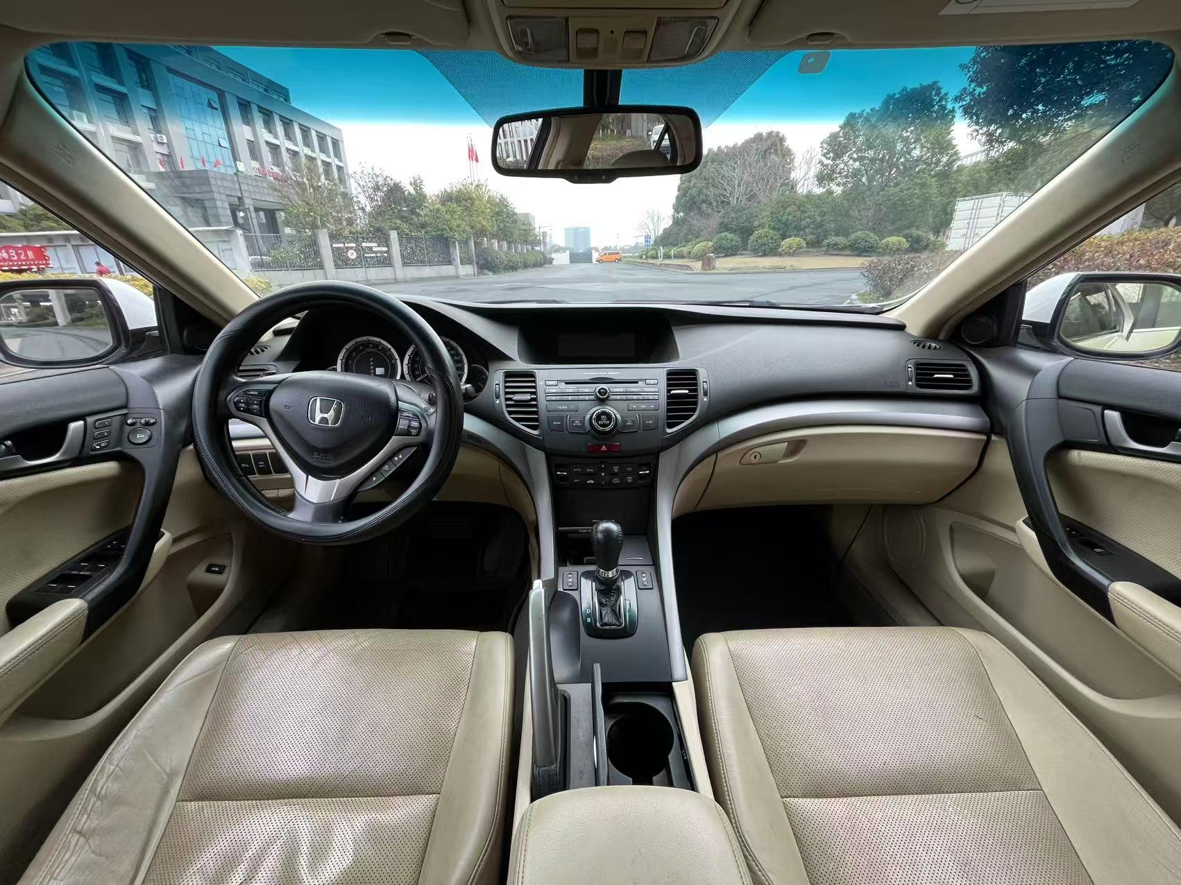 Honda Accord 2010 thumb 8