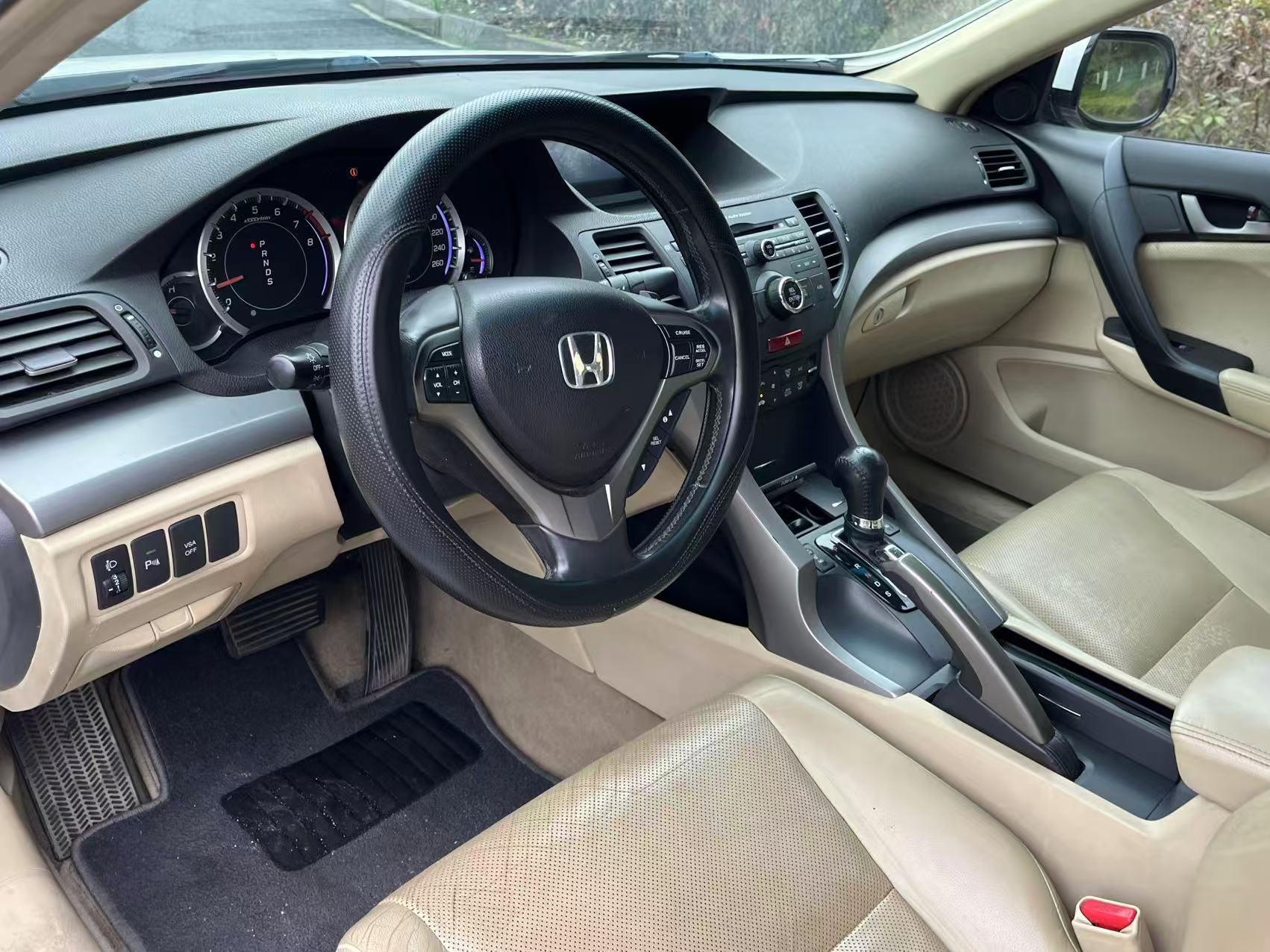 Honda Accord 2010 thumb 9