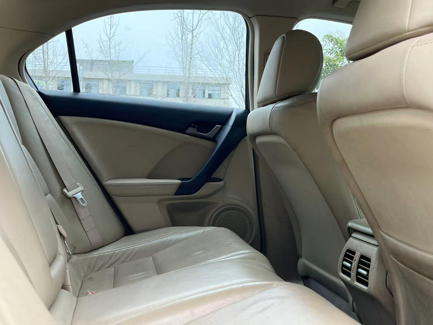 Honda Accord 2010 thumb 11