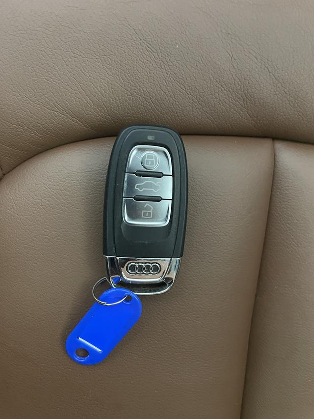 Audi A6 2013 thumb 9