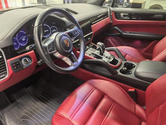 Porsche Cayenne 2021 thumb 5