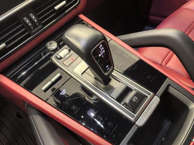 Porsche Cayenne 2021 thumb 6