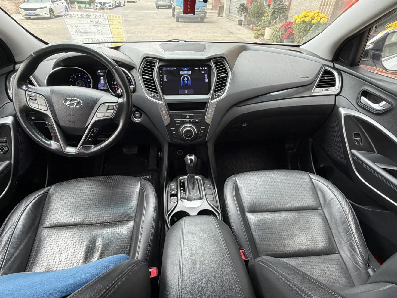 Hyundai Santa Fe 2013 thumb 4